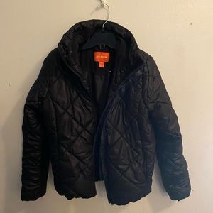 black puffer jacket